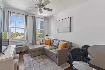 235 Sunrise #3244, Palm Beach, FL 33480 - Photo 4