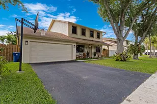 4735 NW 113th Terrace, Sunrise, FL 33323 - Photo 2