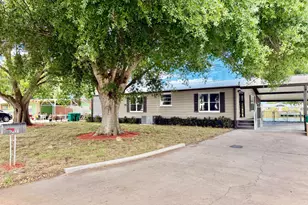 2331 SE 29th St, Okeechobee, FL 34974 - Photo 1