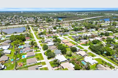 1333 SE Bayharbor Street, Port Saint Lucie, FL 34983 - Photo 40