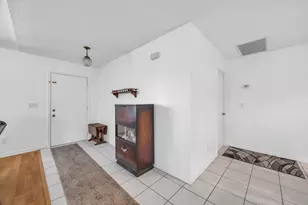 1333 SE Bayharbor St, Port Saint Lucie, FL 34983 - Photo 4