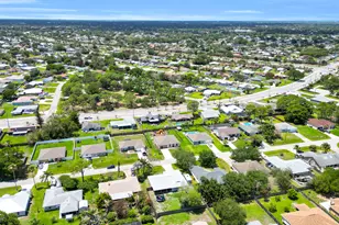 1333 SE Bayharbor St, Port Saint Lucie, FL 34983 - Photo 44