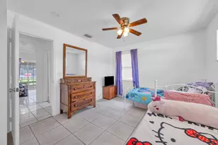 1333 SE Bayharbor St, Port Saint Lucie, FL 34983 - Photo 24
