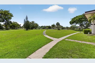 3 Greenway Vlg N #210, Royal Palm Beach, FL 33411 - Photo 40