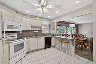 3 Greenway Village N, Royal Palm Beach, FL 33411 - Photo 10