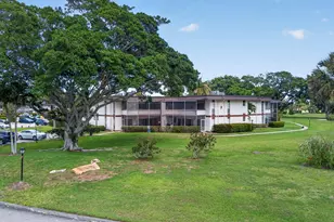 3 Greenway Village N, Royal Palm Beach, FL 33411 - Photo 22