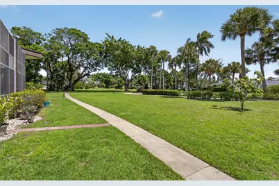 3 Greenway Vlg N #210, Royal Palm Beach, FL 33411 - Photo 38