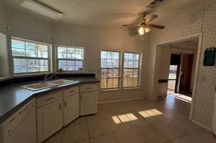 1621 SW 35th Cir, Okeechobee, FL 34974 - Photo 2