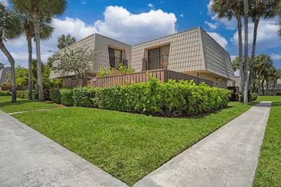 5710 57th Way, West Palm Beach, FL 33409 - Photo 2