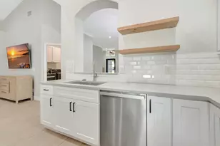 1050 Delray Lakes Dr, Delray Beach, FL 33444 - Photo 20