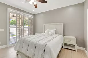 1050 Delray Lakes Dr, Delray Beach, FL 33444 - Photo 22