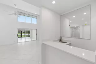 9258 Vista Del Lago, Boca Raton, FL 33428 - Photo 6