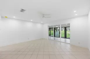 9258 Vista Del Lago, Boca Raton, FL 33428 - Photo 16
