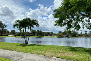 617 Laconia Cir, Lake Worth, FL 33467 - Photo 64