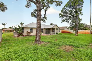 2534 SW Grotto Cir, Port Saint Lucie, FL 34953 - Photo 28