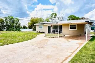 2611 NW 27th St, Oakland Park, FL 33311 - Photo 2