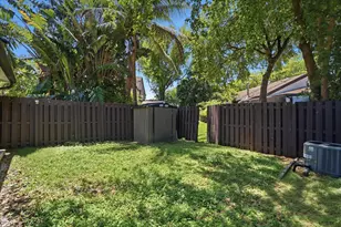 3414 Freedom Dr, Hollywood, FL 33021 - Photo 28
