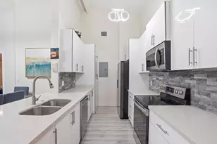 3414 Freedom Dr, Hollywood, FL 33021 - Photo 2