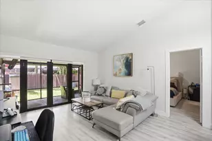 3414 Freedom Dr, Hollywood, FL 33021 - Photo 8