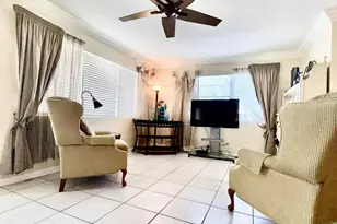 137 Farnham F, Deerfield Beach, FL 33442 - Photo 8