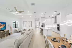 9303 Cape Honey Bee Ln, Lake Worth, FL 33467 - Photo 10
