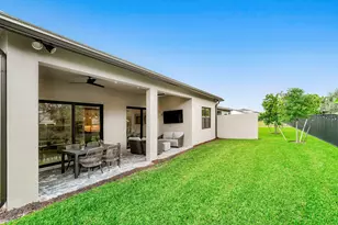 9303 Cape Honey Bee Ln, Lake Worth, FL 33467 - Photo 4