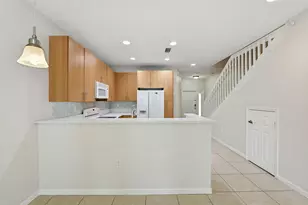 2423 NW 31st Ct, Oakland Park, FL 33309 - Photo 16