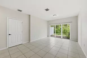 2423 NW 31st Ct, Oakland Park, FL 33309 - Photo 12