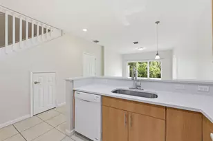 2423 NW 31st Ct, Oakland Park, FL 33309 - Photo 20