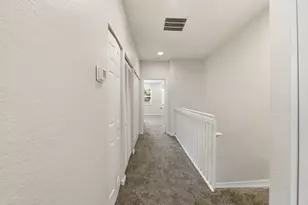 2423 NW 31st Ct, Oakland Park, FL 33309 - Photo 10