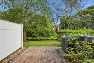 2423 NW 31st Ct, Oakland Park, FL 33309 - Photo 34