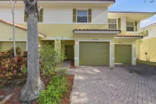 2423 NW 31st Ct, Oakland Park, FL 33309 - Photo 2