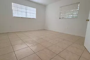 198 SW 15th St, Boca Raton, FL 33432 - Photo 6