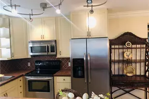 137 Farnham F, Deerfield Beach, FL 33442 - Photo 10