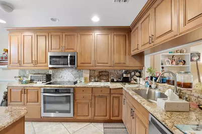 21566 Coronado Avenue, Boca Raton, FL 33433 - Photo 8