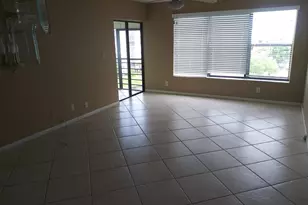 2309 S Cypress Bend Dr S, Pompano Beach, FL 33069 - Photo 4