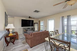 734 SE Arton Ln, Port Saint Lucie, FL 34983 - Photo 8