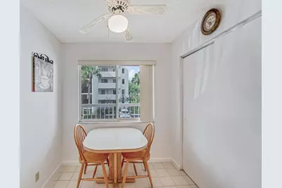 3146 Via #203, Lake Worth, FL 33467 - Photo 10