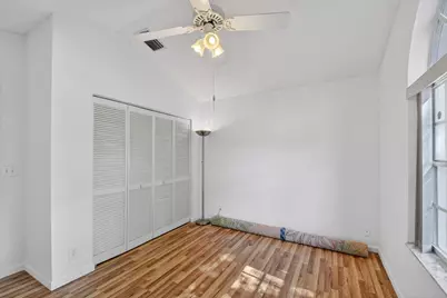 1033 Fairfax Circle W, Boynton Beach, FL 33436 - Photo 24