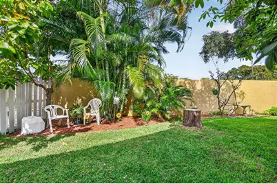 1033 Fairfax Circle W, Boynton Beach, FL 33436 - Photo 34