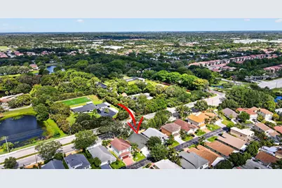 1033 Fairfax Circle W, Boynton Beach, FL 33436 - Photo 48