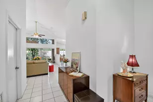1033 W Fairfax Cir W, Boynton Beach, FL 33436 - Photo 4