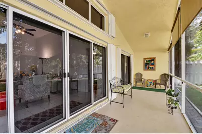 1033 Fairfax Circle W, Boynton Beach, FL 33436 - Photo 30