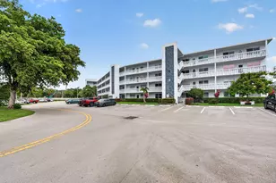 1025 Ventnor, Deerfield Beach, FL 33442 - Photo 1