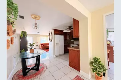 1014 SE 4th Court, Deerfield Beach, FL 33441 - Photo 4