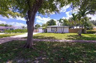 5756 Orchard Way, West Palm Beach, FL 33417 - Photo 1