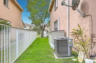 3990 NW 92nd Ave, Sunrise, FL 33351 - Photo 36