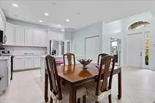 12842 SW Lake Fern Cir, Port Saint Lucie, FL 34987 - Photo 14