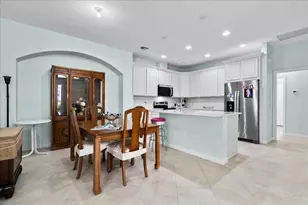 12842 SW Lake Fern Cir, Port Saint Lucie, FL 34987 - Photo 8