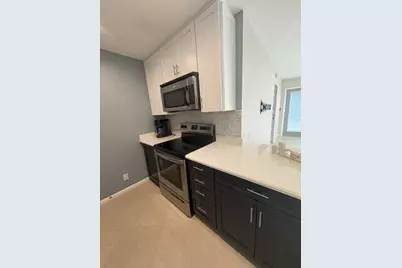 600 Executive Center Drive #212, West Palm Beach, FL 33401 - Photo 18